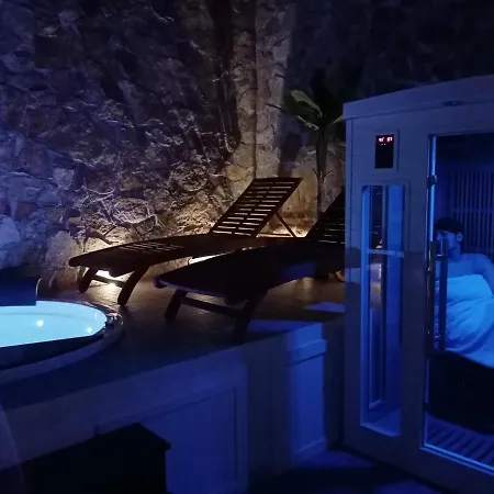 Spa Suite Sicilia - Intera Casa Con Spa Privata Jacuzzi Sauna Bagno Di Vapore Ad Uso Illimitato Rosolini Exterior foto