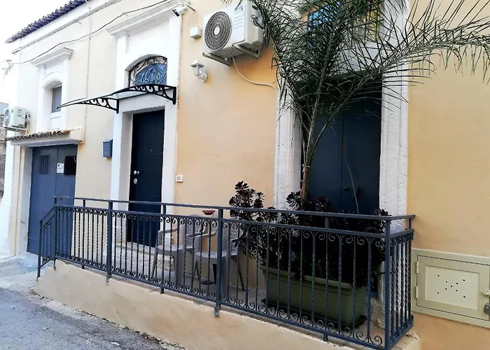 Spa Suite Sicilia - Intera Casa Con Spa Privata Jacuzzi Sauna Bagno Di Vapore Ad Uso Illimitato