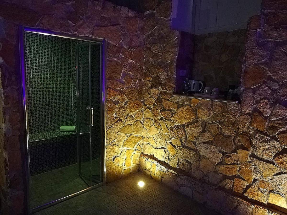 Apartment Sicilia - Intera Casa Con Privata Jacuzzi Sauna Bagno Di Vapore Ad Uso Illimitato Rosolini